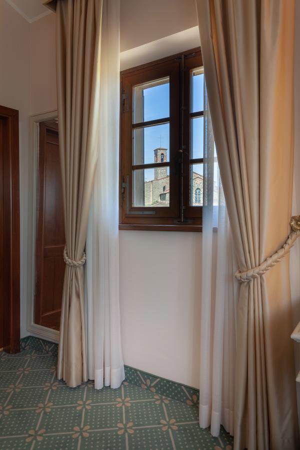 Standard Double Room,656040084:JPEG